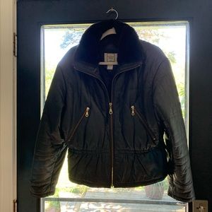 Leather bomber with faux fur collar